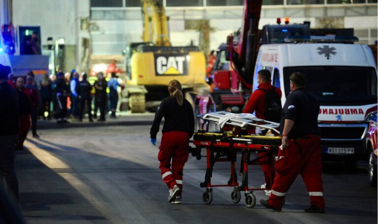 Novi Sad: 14 osoba stradalo u urušavanju nadstrešnice železničke stanice