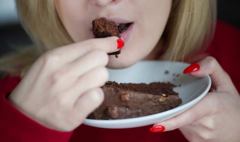 Studentin stirbt nach dem Verzehr eines Brownies
