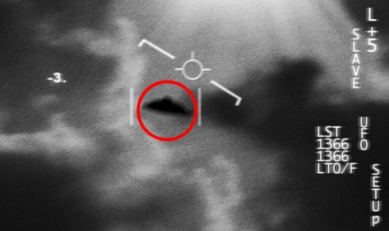 Mann hackt NASA und findet Beweise für UFOs