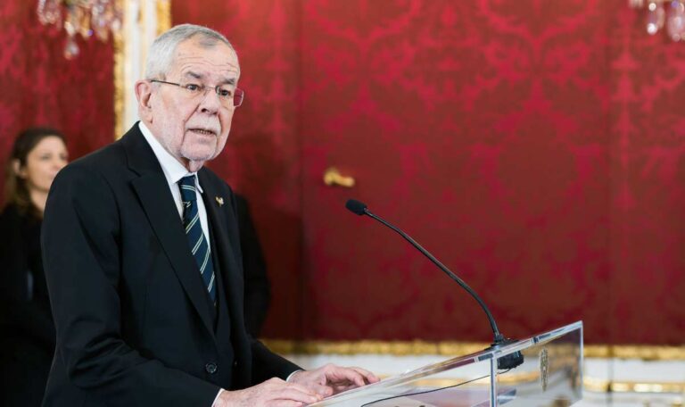 Petition gegen Van der Bellen steht kurz vor 100.000er-Marke