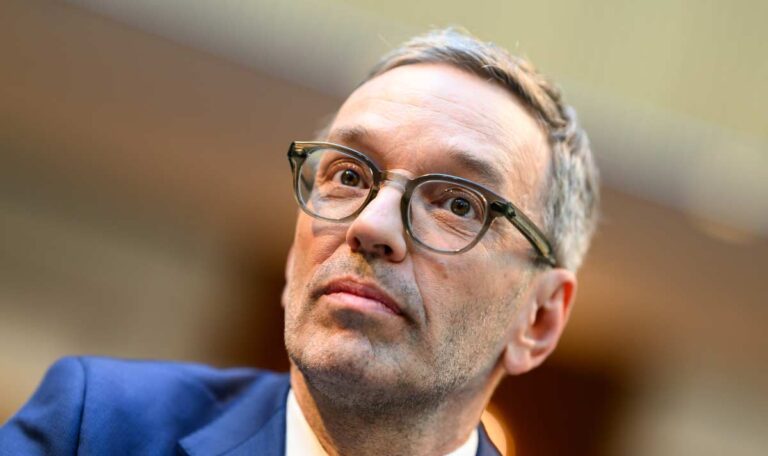 Ermittlungen: Nationalrat hebt Immunität von Herbert Kickl auf