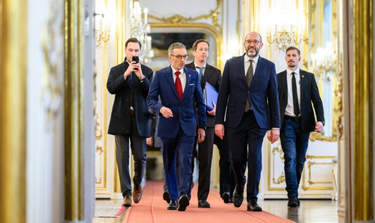 Team Blau: Kickl’s Schlüsselpersonen für die Regierungsbildung