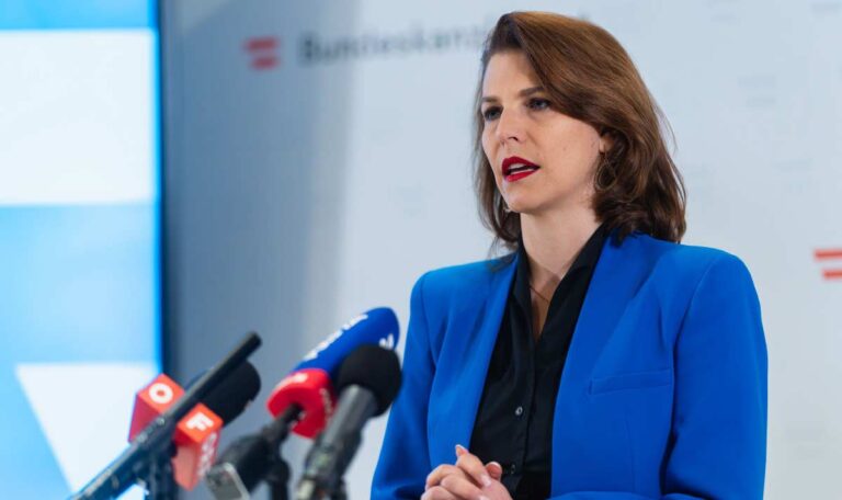 Edtstadler übernimmt Salzburg: „Neutralität gibt keinen Schutz mehr