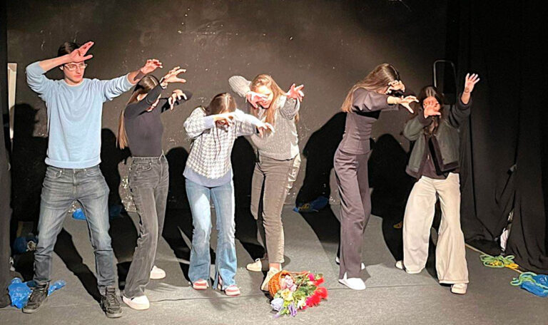 Balkan Stories: Das Mostarer Jugendtheater ist gerettet