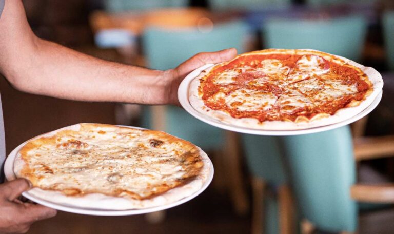 Kroatische Polizisten lassen sich mit Pizza bestechen – Haftstrafe!