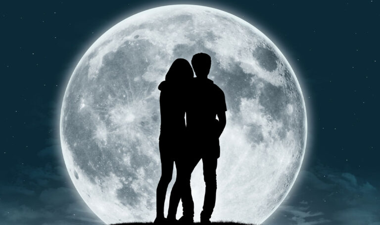 Vollmond: Diese Sternzeichen haben die besten Liebeschancen