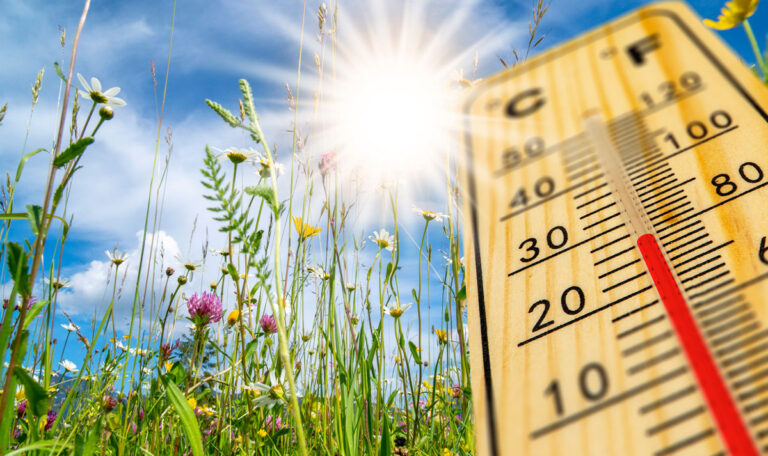 Von nass zu heiß: Temperaturen klettern auf sommerliche 32 Grad