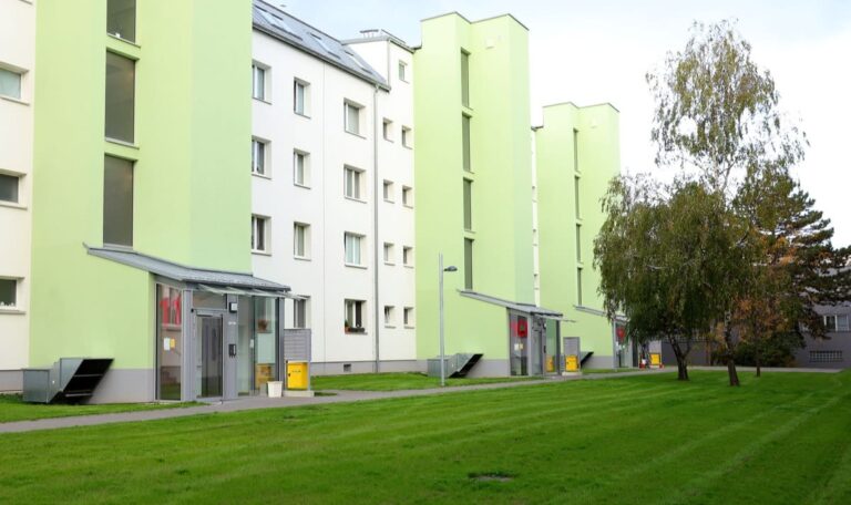 Sanierungswelle in Wien: Großprojekte für grünere Gemeindebauten