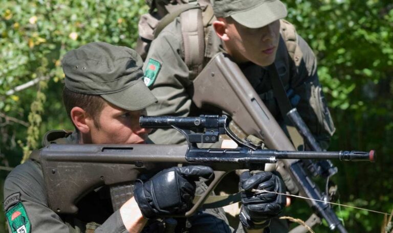 Verteidigungsministerium warnt: „Wir befinden uns bereits im Kriegszustand“