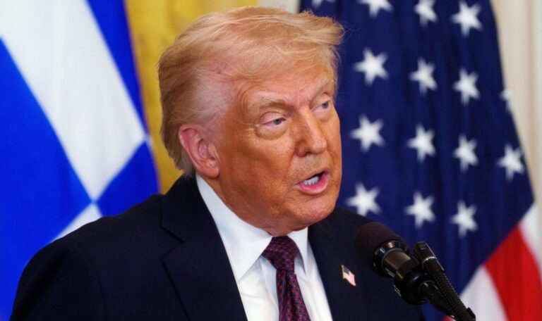 Trump empfängt Kritiker und verkündet: „Ich regiere die Welt“