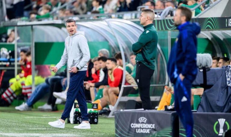 Rapid in der Krise – Trainer Klauß wackelt bedenklich
