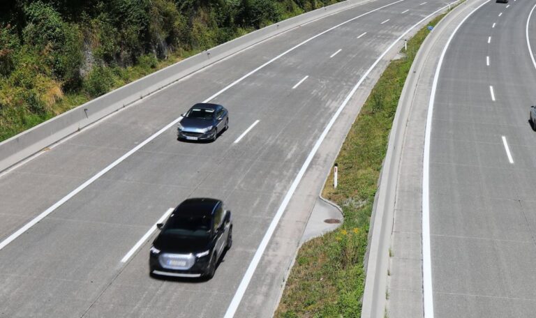 Auf diesen Autobahnen gibt es kein Tempolimit mehr!