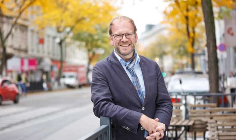 Dietmar Baurecht im Interview: Bildung, Wohnbau, Öffis – was der 15. Bezirk vorhat