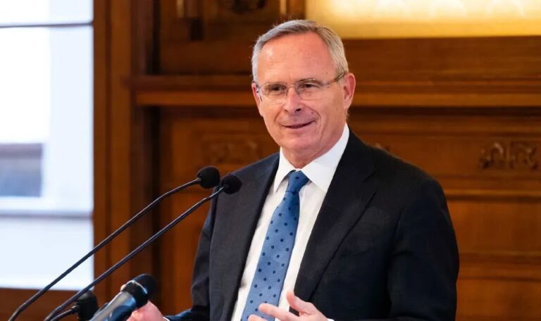 ÖVP-Chef Karl Mahrer tritt zurück!