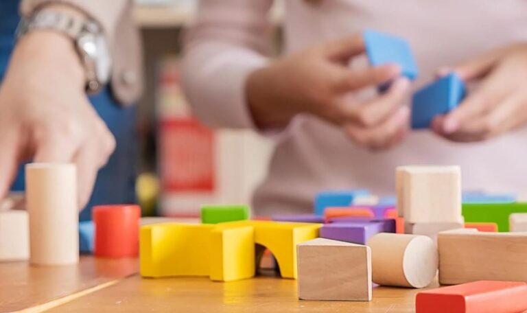 Personalmagel & zweites verpflichtendes Jahr: Kindergärten vor dem Kollaps