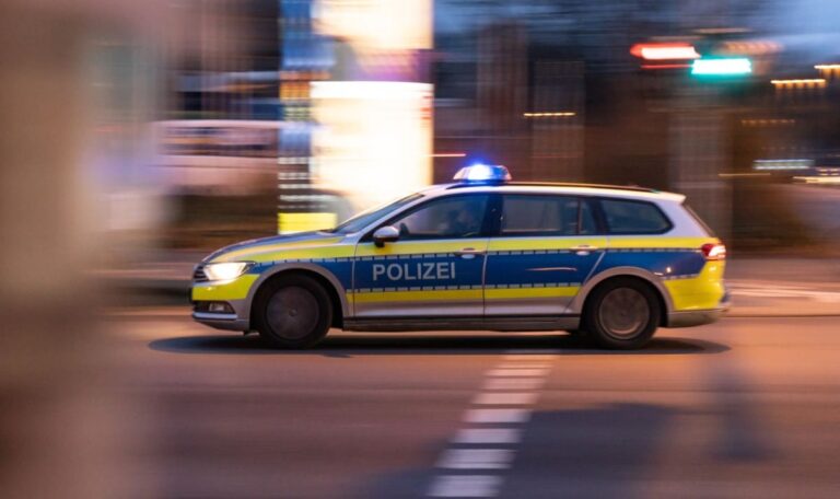 20 Messerstiche: Syrer tötet Ehefrau – Kinder im Haus