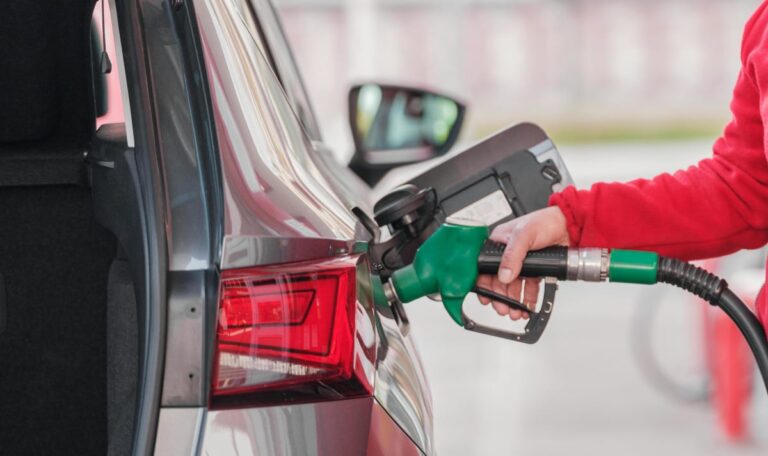 Tanken bis zur Reserve? Experten warnen vor diesem Fehler