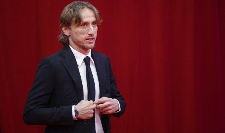 Tränen-Abschied: Modric verlässt Real nach 589 Spielen und 10 Titeln