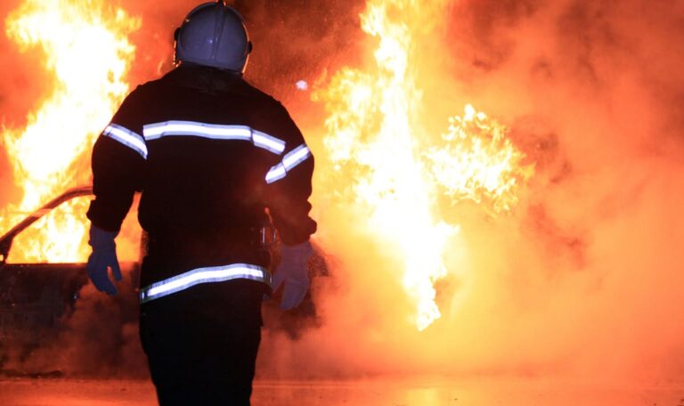 Flammen-Inferno in Währing: Feuerwehr kämpfte die ganze Nacht