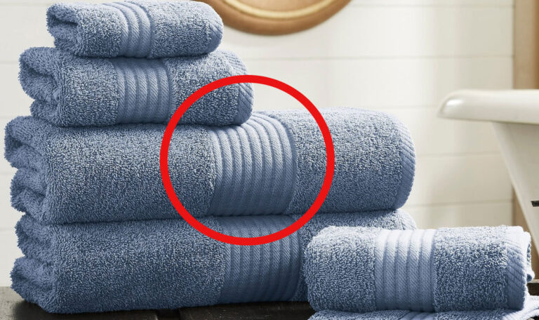 Darum haben Handtücher mysteriöse Linien!