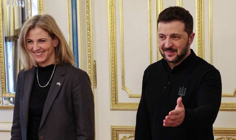 Meinl-Reisinger zum zweiten Mal in Ukraine: „Neutralität allein schützt nicht