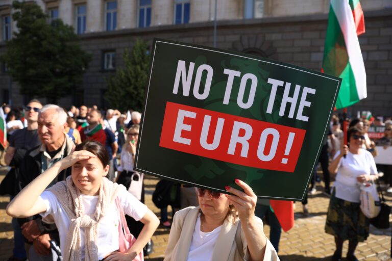Trotz Protesten: Weiteres EU-Land bekommt 2026 den Euro