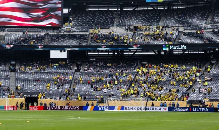 Trotz halbleeren Rängen: FIFA jubelt über „Erfolg“ bei Ticketverkauf