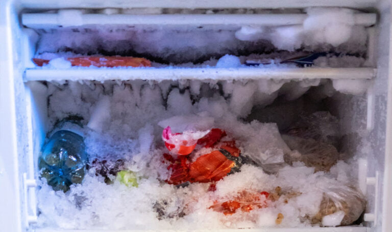 So bleibt euer Gefrierfach dauerhaft eisfrei!