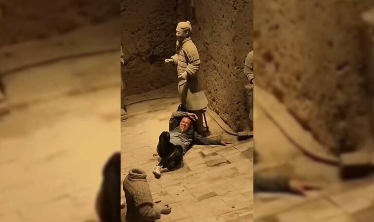 Tourist sprang in Terrakotta-Armee – Jahrtausendealte Kriegerfiguren beschädigt