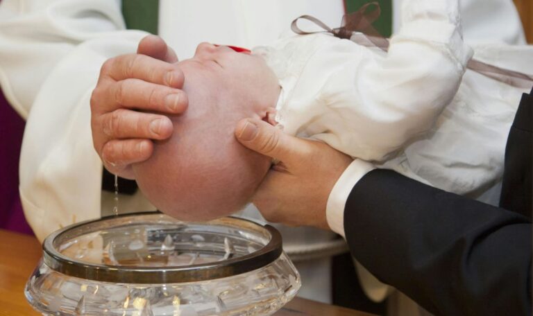 40-Tage-Regel bei orthodoxen Taufen? Tradition im Wandel