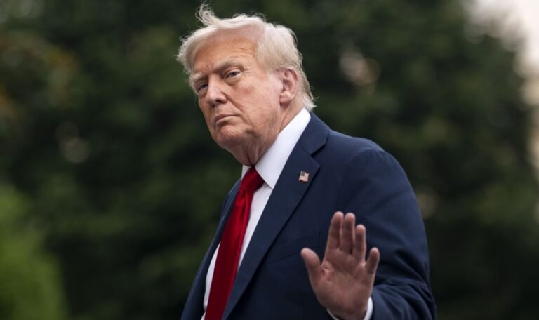 Trumps Ukraine-Kehrtwende: „Putin redet nett und bombardiert abends jeden