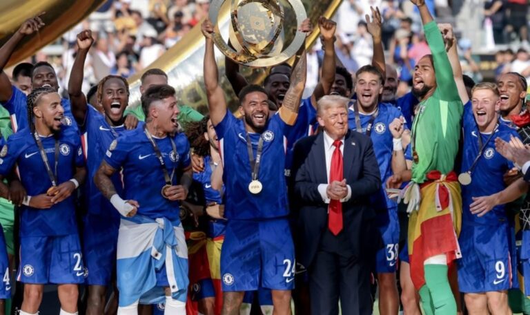 Was macht Trump auf unserem Podium?“: Trump ignoriert FIFA-Boss und stört Chelsea-Feier