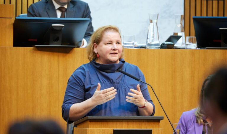 Schumann will Wahlarzt-Preise deckeln – Ärztekammer attackiert Ministerin