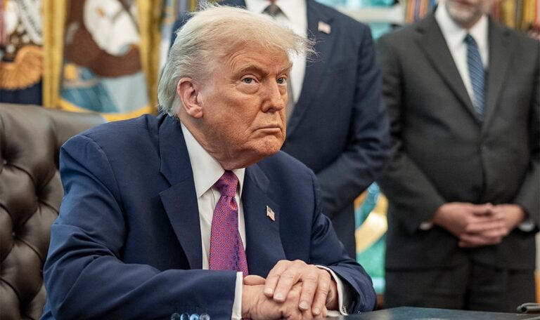 Versprochen, nicht geliefert? Trump unter Druck wegen Epstein-Enthüllungen