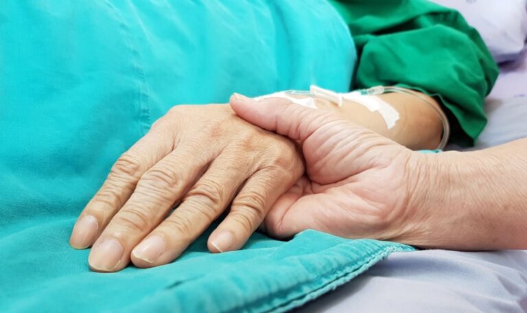 55 Prozent sagten Ja: Balkanland erlaubt Sterbehilfe für Schwerkranke