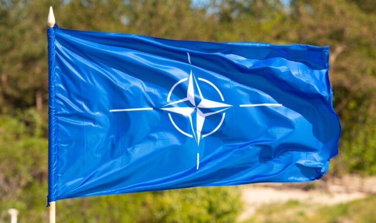 Polen schießt erstmals russische Drohnen ab – NATO in Alarmbereitschaft