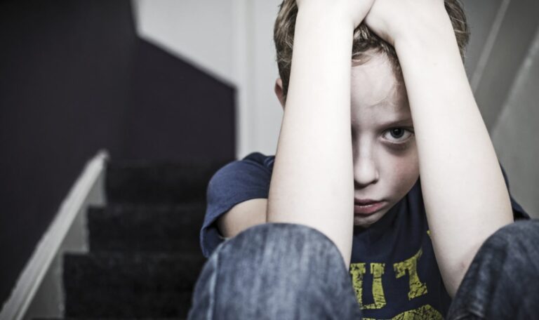 Hilferuf einer Generation: 47% mehr Angststörungen bei Jugendlichen