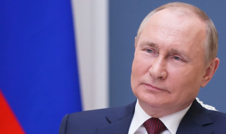 Doppelspiel aus Moskau: Atomdrohung und Friedenssignale gleichzeitig