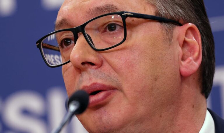 Vučić tritt ab! Serbien vor Doppelwahl