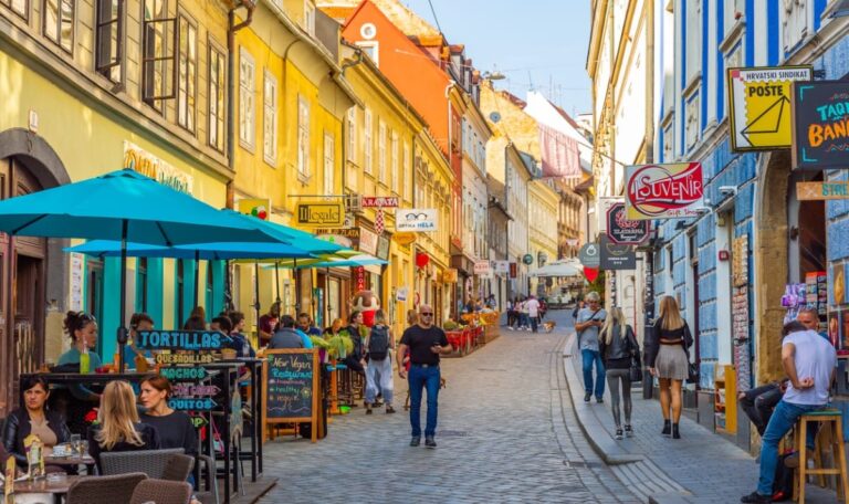 Kroatiens bittere Wahrheit: Touristen essen heimisch – zahlen ins Ausland