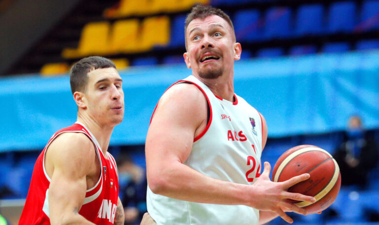 Nach 15 Jahren im internationalen Basketball: Österreichs Star Mahalbasic kehrt heim