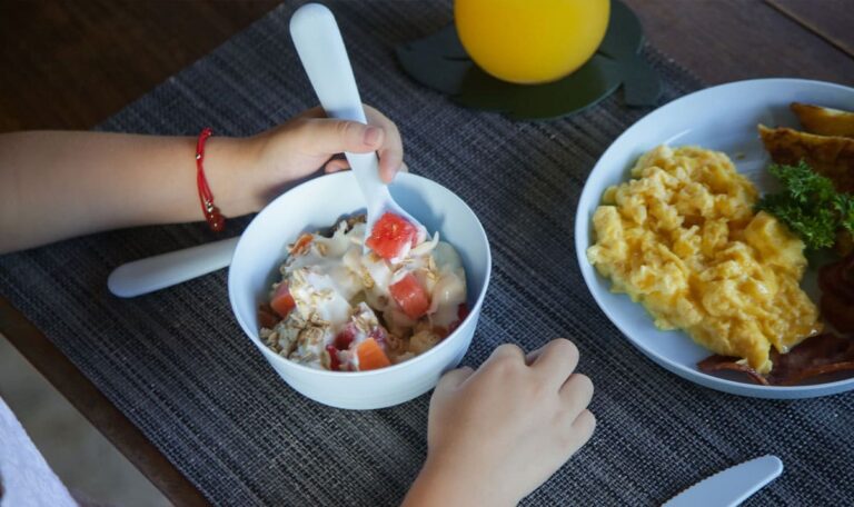 Gehirn in Gefahr: So schädigt Plastik die Intelligenz unserer Kinder