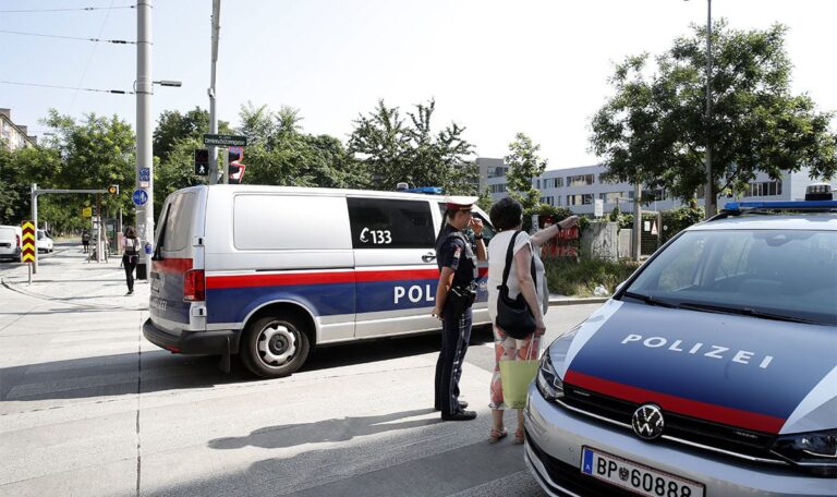 Auf mich wurde geschossen!“: Seniorin lockt Täter in Polizeifalle