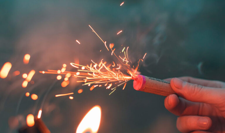 Pyro-Wahnsinn: Tausende Böller ohne Kennzeichnung beschlagnahmt