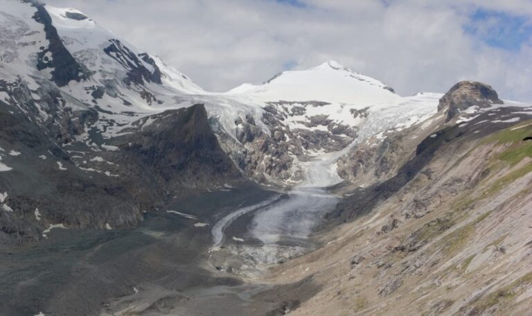 150 Jahre beobachtet – jetzt steht Österreichs größter Gletscher vor dem Bruch