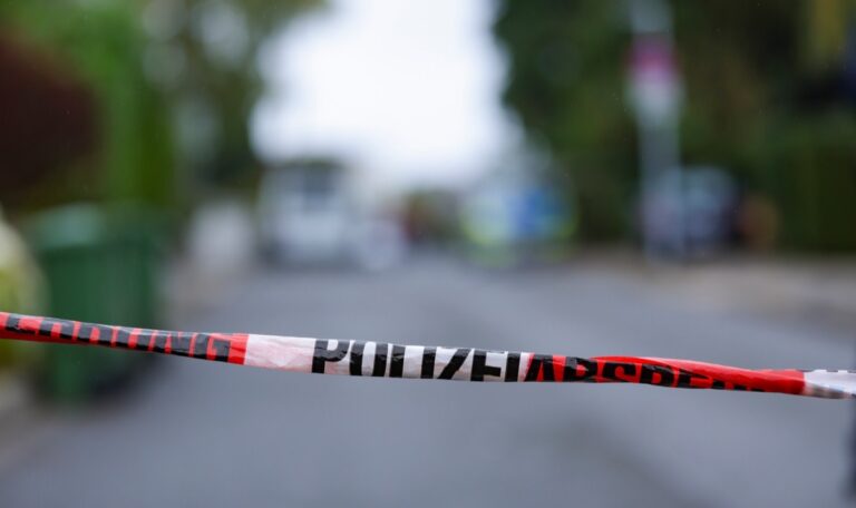 Beim Abholen fürs Papa-Wochenende: Ex-Mann dreht durch und tötet Tochter