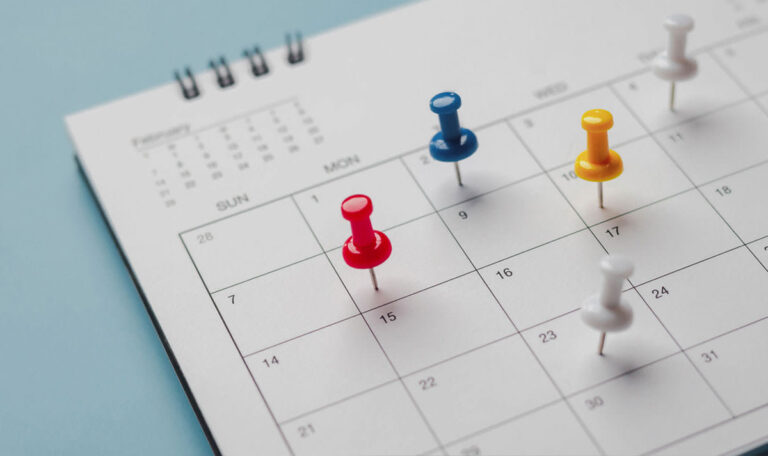 Feiertag fällt auf Sonntag – sollte der Montag dann frei sein?