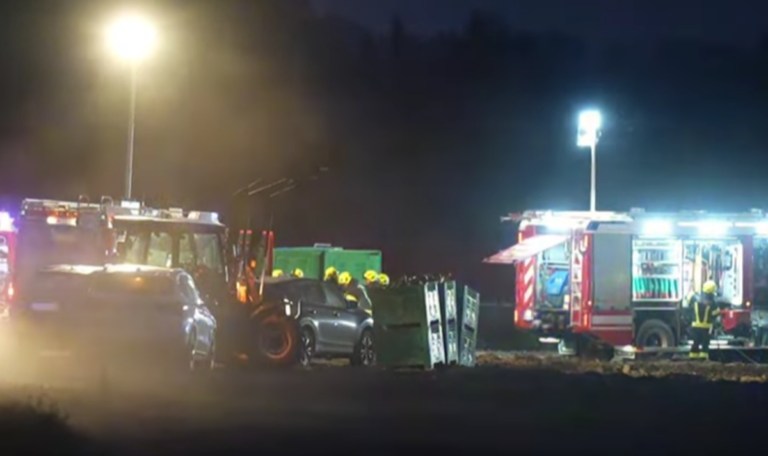 Horrorunfall auf Bauernhof: Beide Arme in Häcksler gezogen (VIDEO)