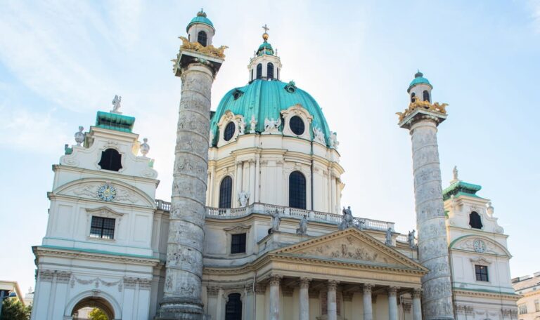 Bombenalarm in Kirche – Panik bei Messe von Abtreibungsgegnern