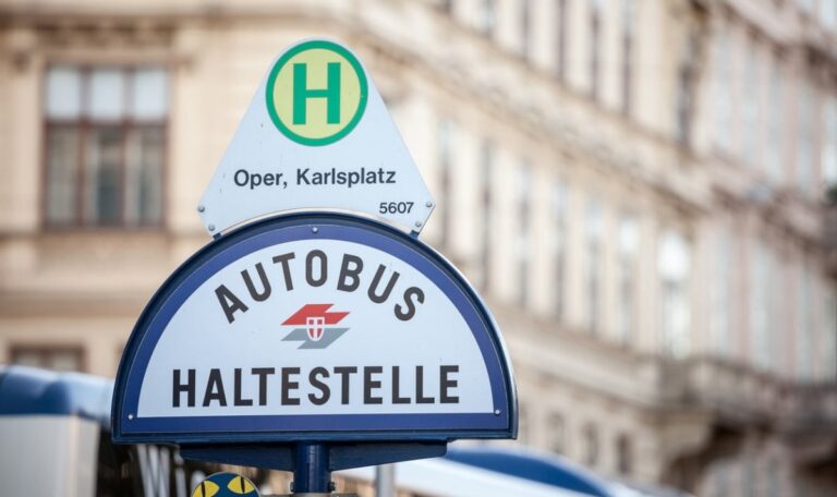 Nur zwei Fahrgäste pro Stunde: Wiener Rufbus-Experiment gescheitert